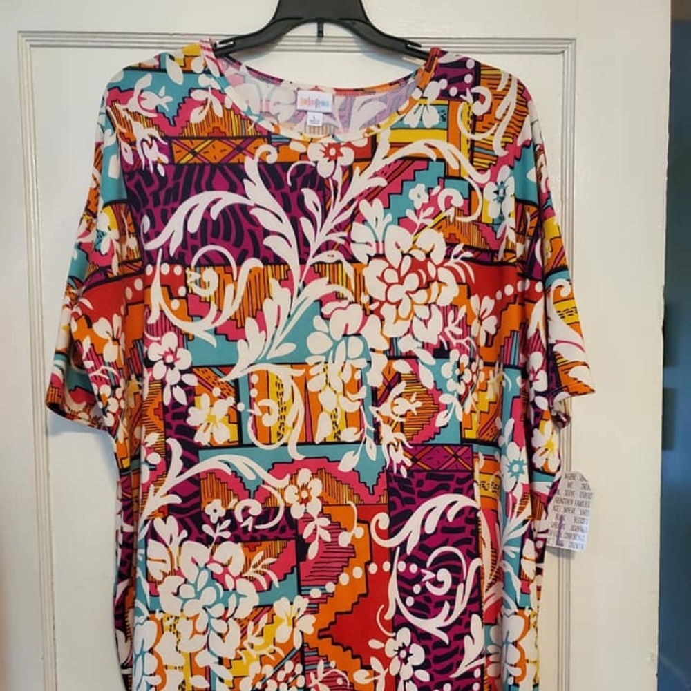 LuLaRoe Irma Tunic Top